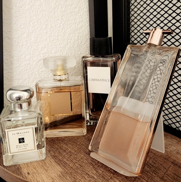 Stand - for Lancome Indole bottle - Picture 3 of 3